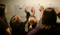 Nos petits détectives à l'oeuvre